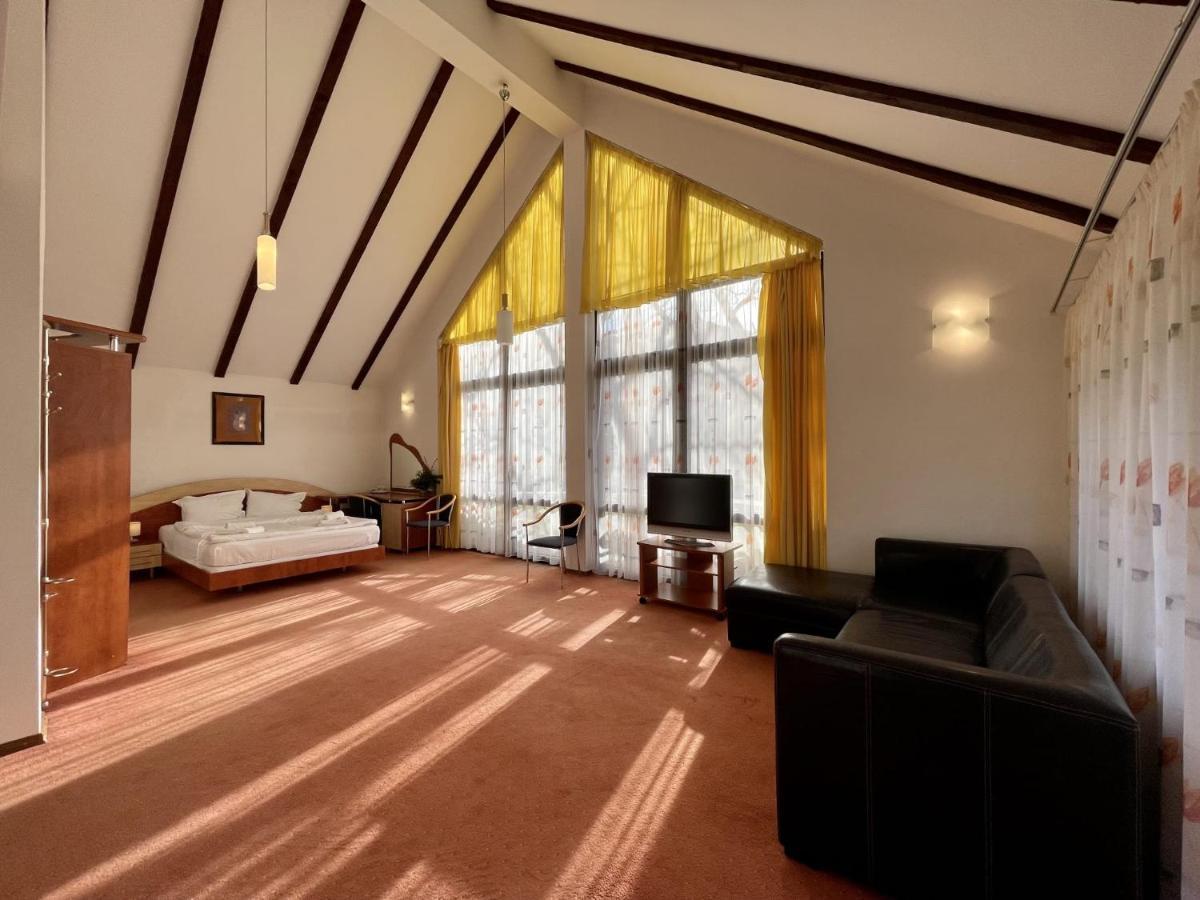 Vila Condor Poiana Brasov Buitenkant foto